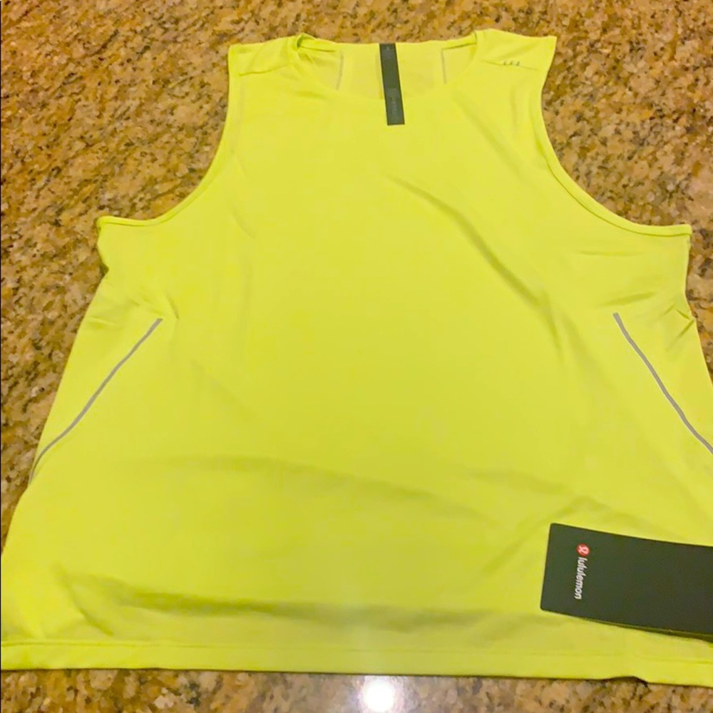 Lululemon, fast and free tank